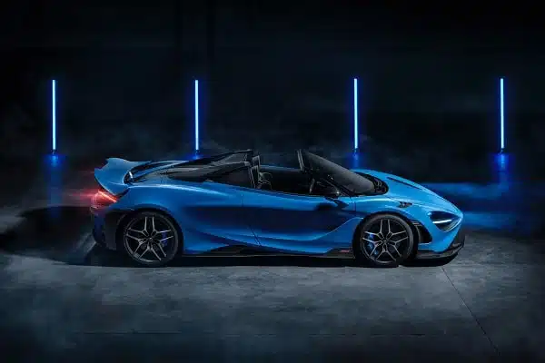 รถยนต์ McLaren 765LT Spider