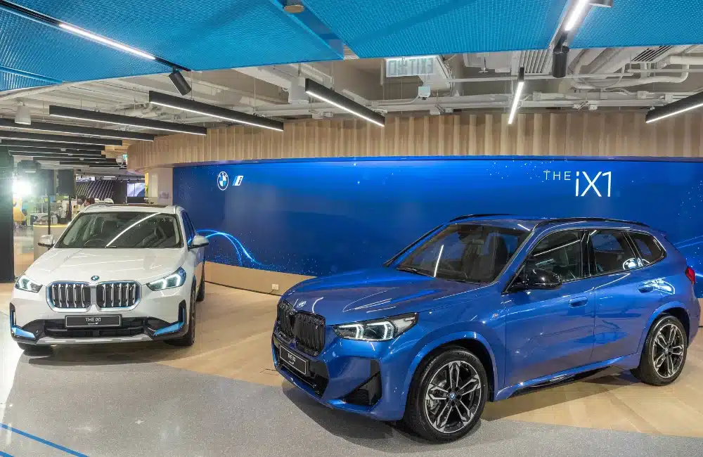 BMW iX1