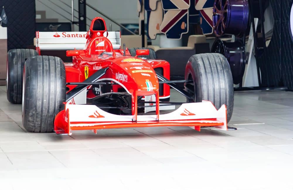 เทียบขนาดยาง F1 vs รถบ้าน