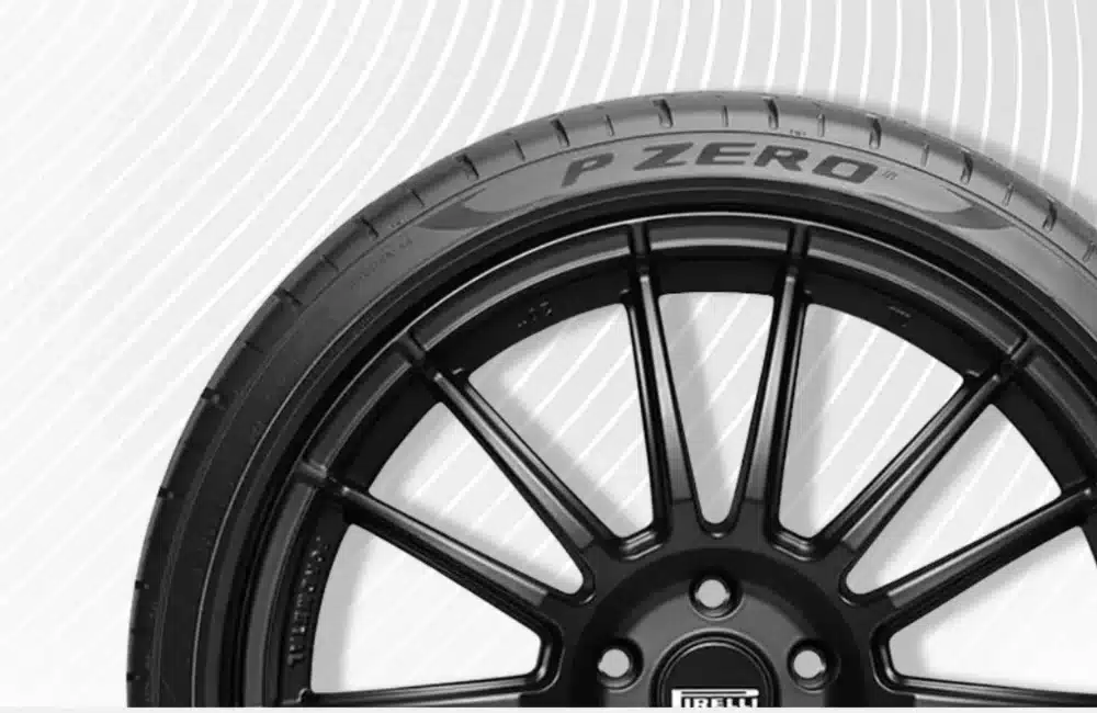 PIRELLI P Zero (PZ4)